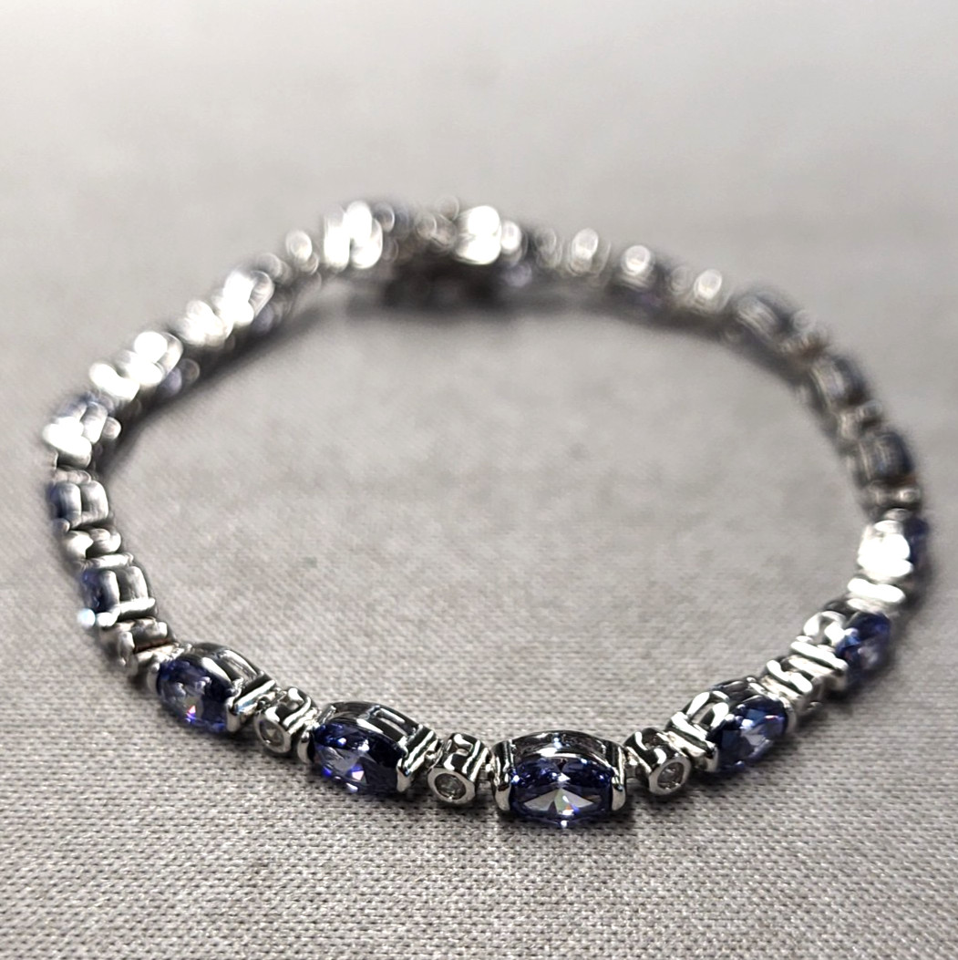 BellaLuce Esotica Blue & White Cubic Zirconia Sterling Silver Tennis Bracelet 7″