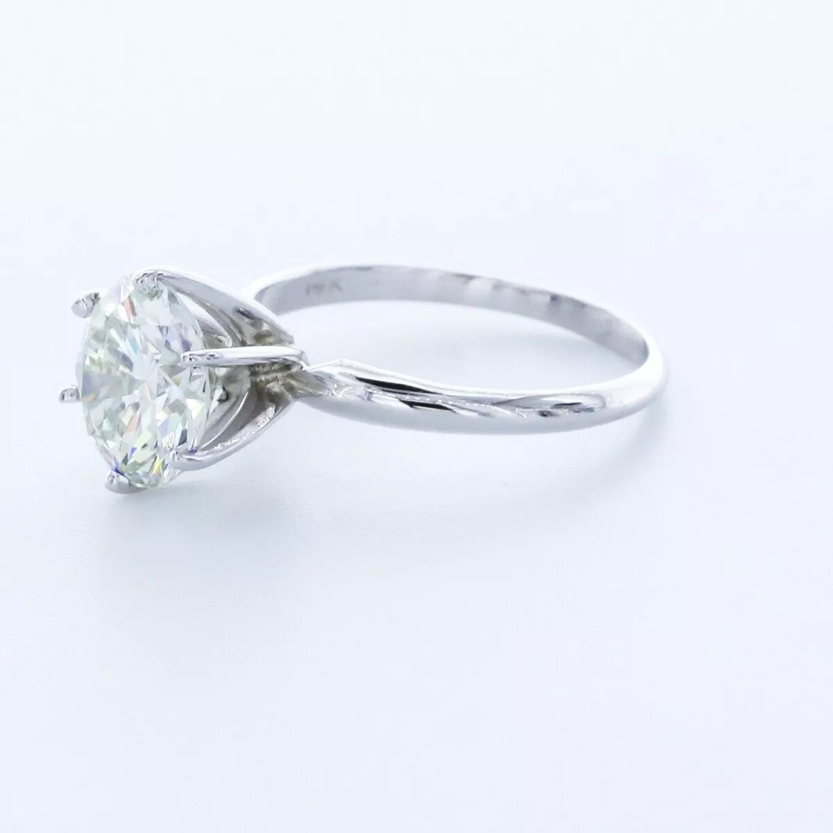 Solitaire Engagement Ring Classic 14K Gold 2.41 CT Round Lab-Grown Diamond H VS1
