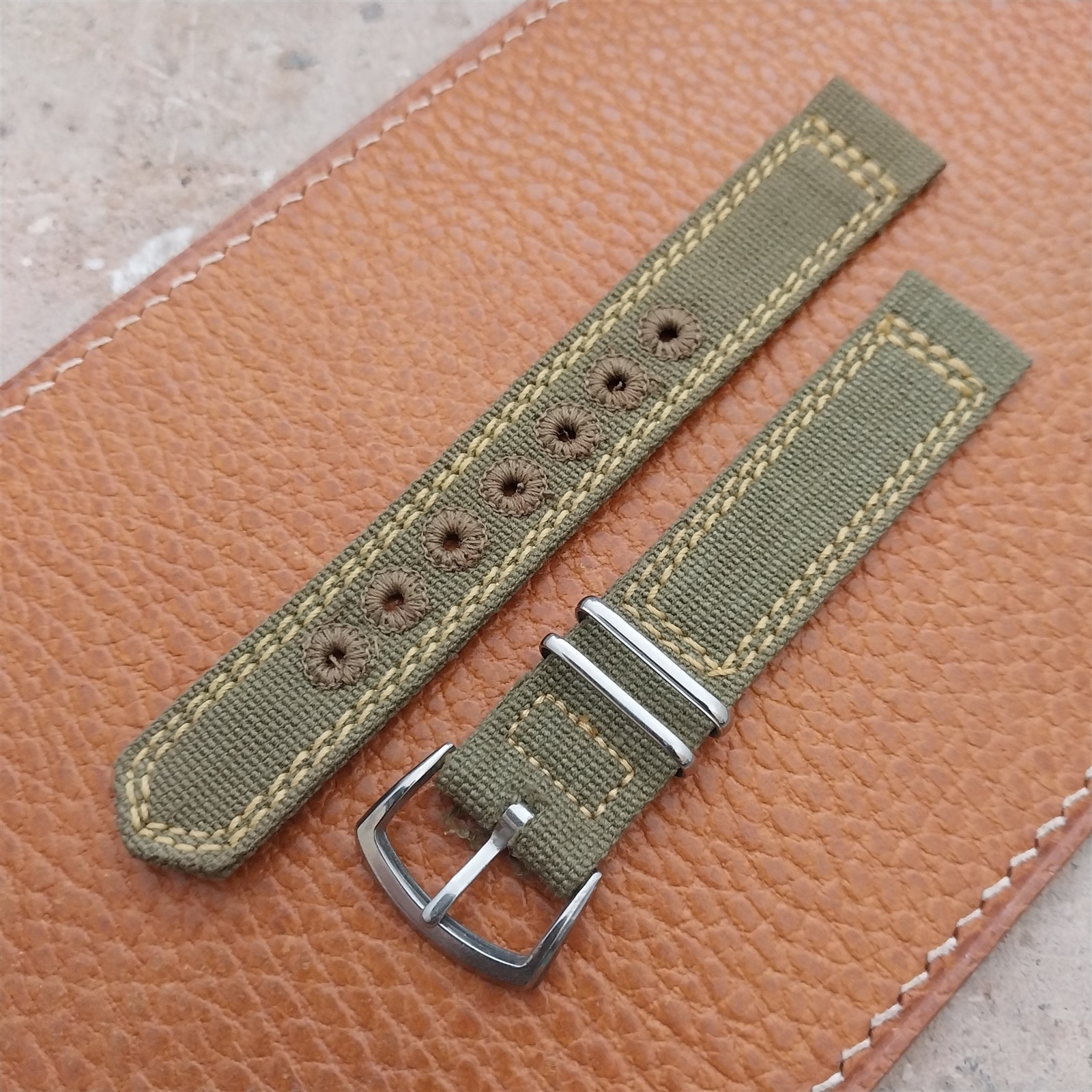 Vintage 5/8″ OD Green Canvas Military 1940s-1950s Watch Strap & Stainless Buckle