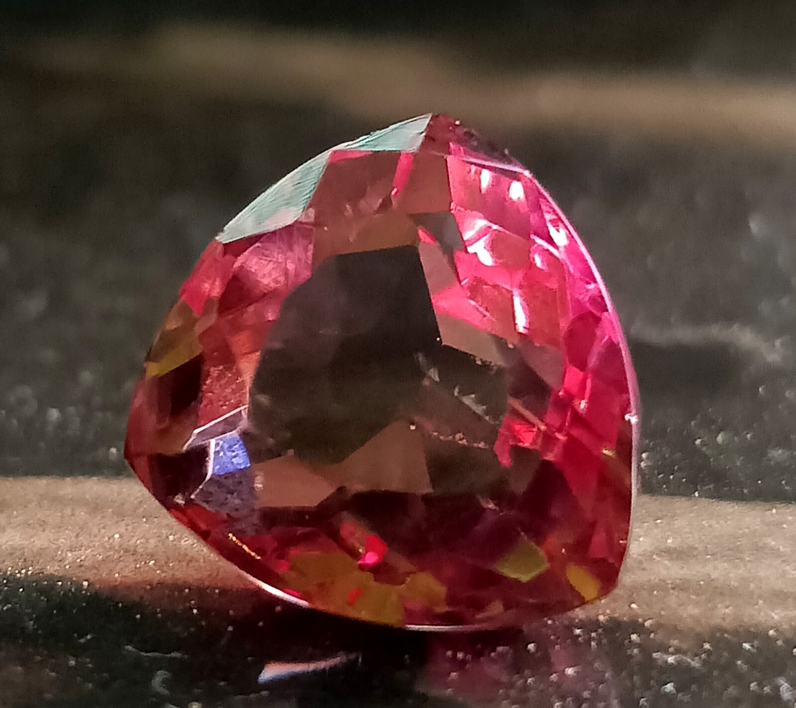 Certified 40.55 Ct Natural Trillion Cut Zultanite Color Changing Loose Gemstone