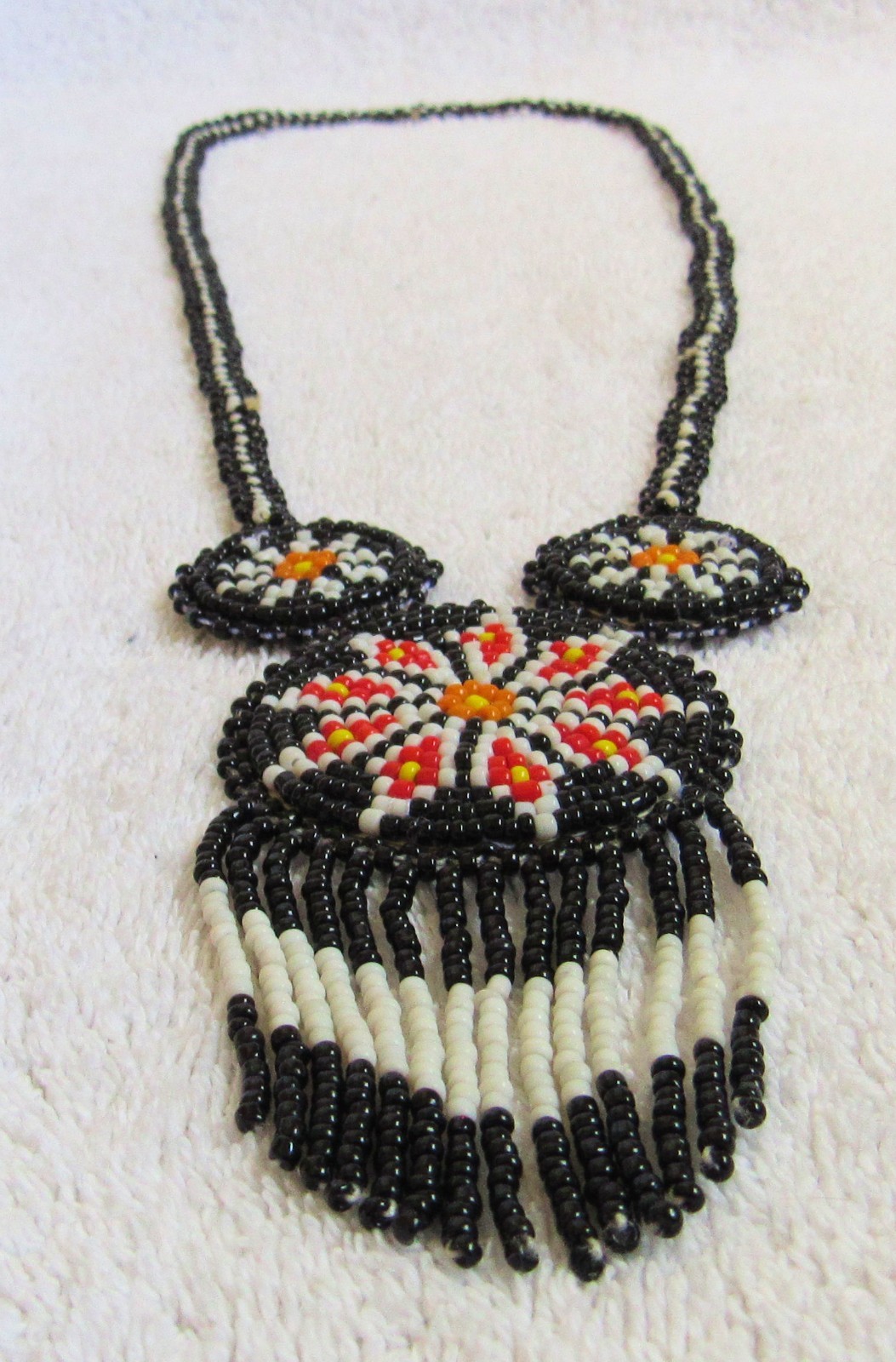 Vintage Beads Beaded Beadwork Design Sioux Indian 3 Medallion Pendant & Necklace