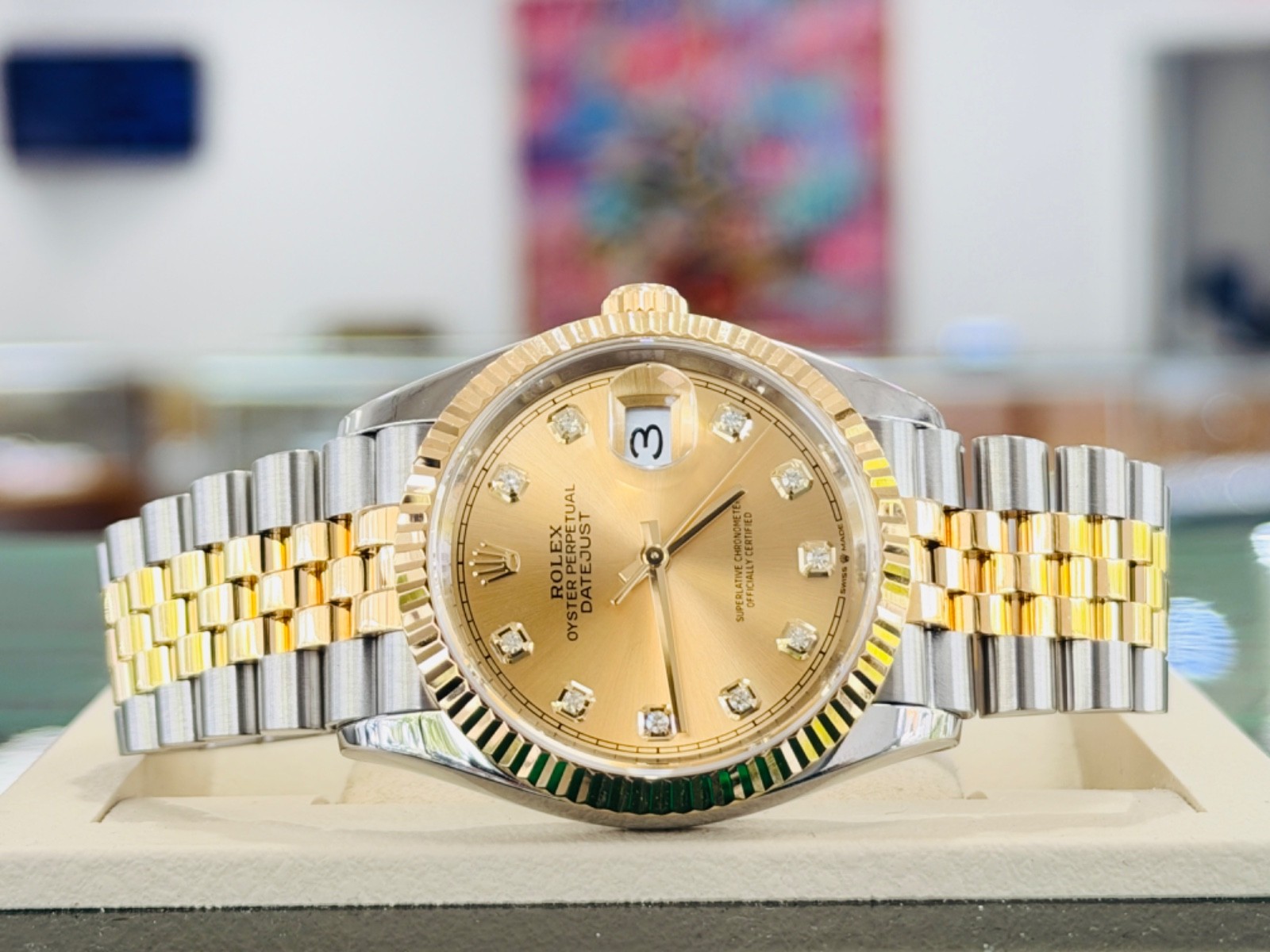 Rolex Datejust 36 126233 Stainless /Gold Factory Champagne Diamond Dial Jubilee