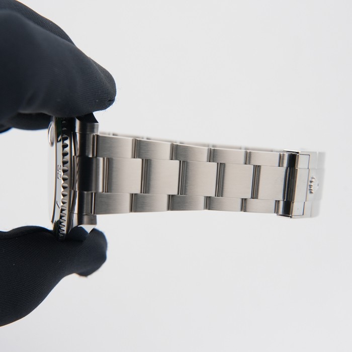ROLEX Submariner Date 41 126610LV Warranty 2023 Box/Paper