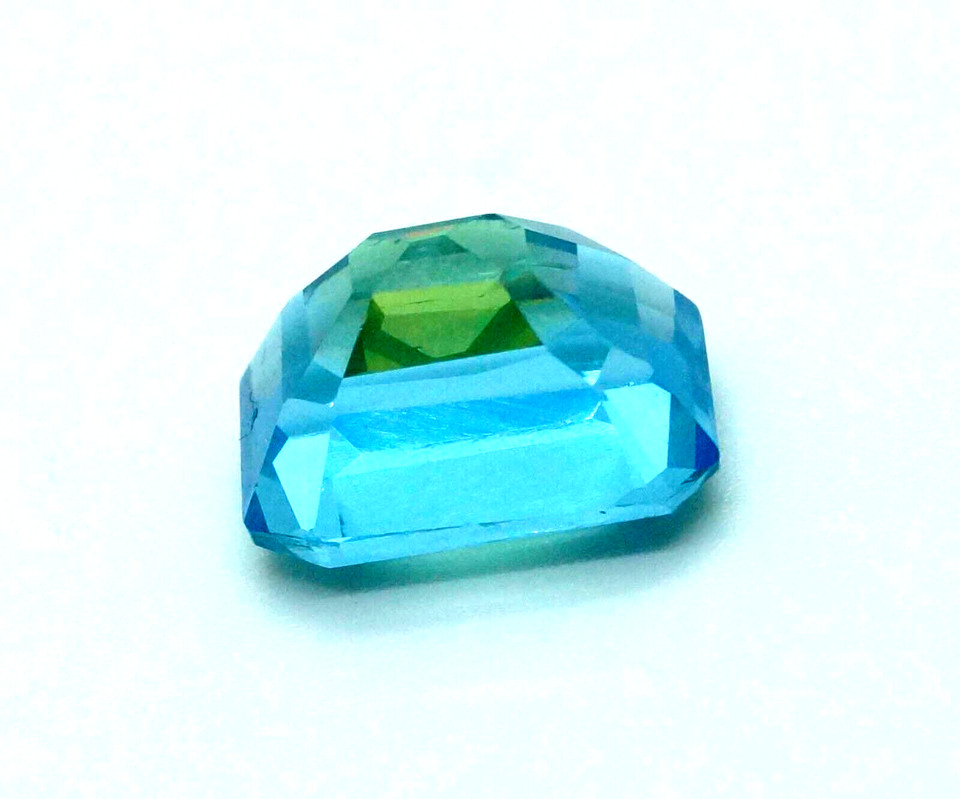 6.2 CT Natural Bi-Colour Pitambari Sapphire Radiant Certified Gemstone 11×8 MM