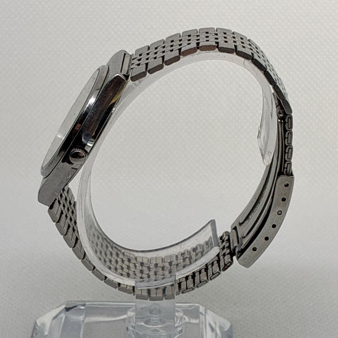 Excellent condition, fully functional SEIKO men’s vintage Spirit watch.