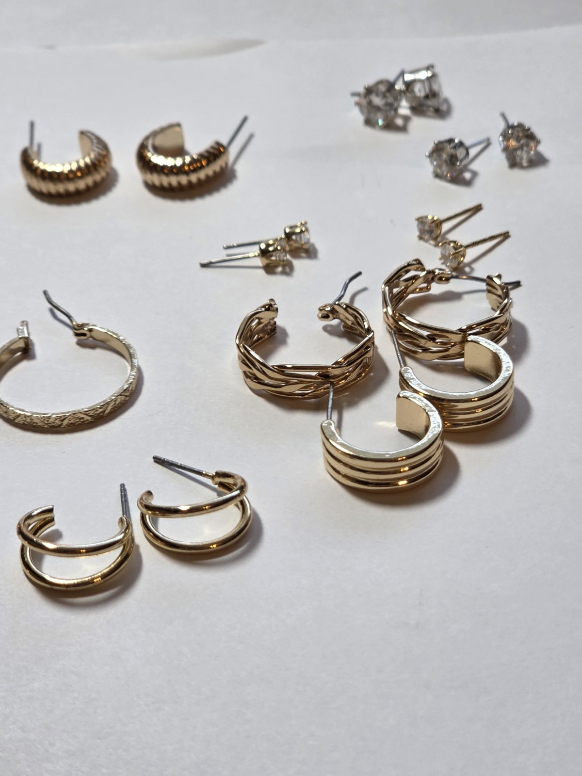 Gold Costume Jewlery Lot Earrings Rings