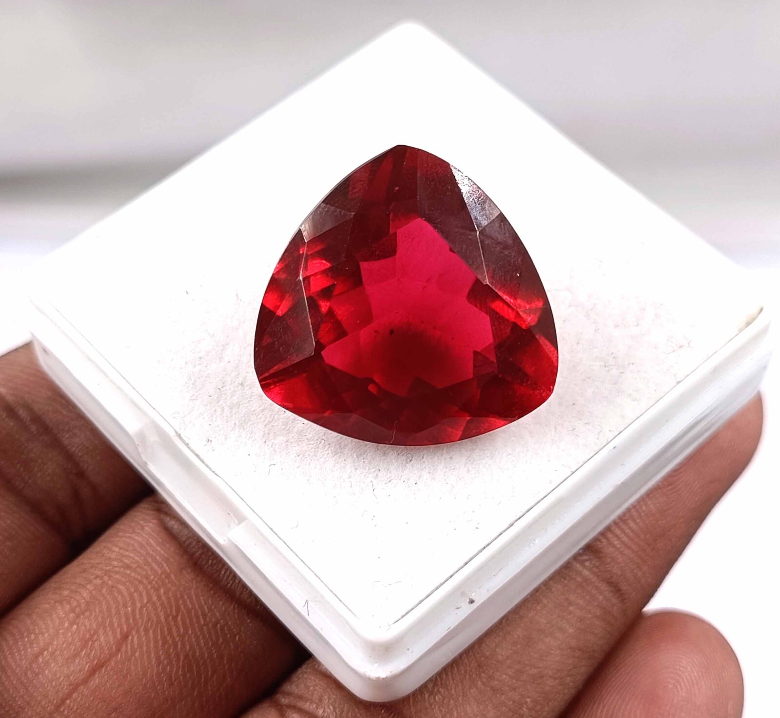 Real Red Ruby 28-29 Carat Certified Natural Trillion Cut Faceted Stone Gems DKG
