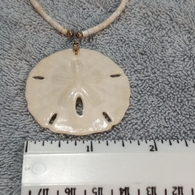 White Shell Sand Dollar Round Pendant Beaded Strand Necklace 16″ Beach Ocean