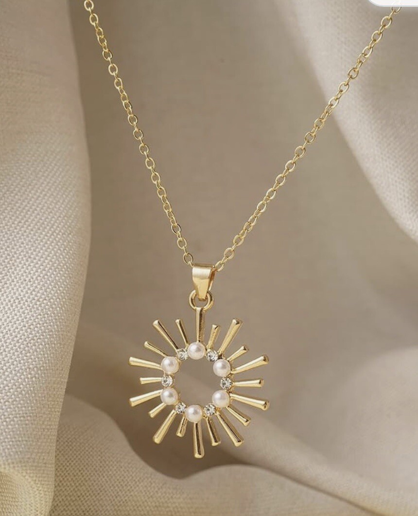 Fashion Fun Sunburst Gold tone with White Pearl style Beads 18”