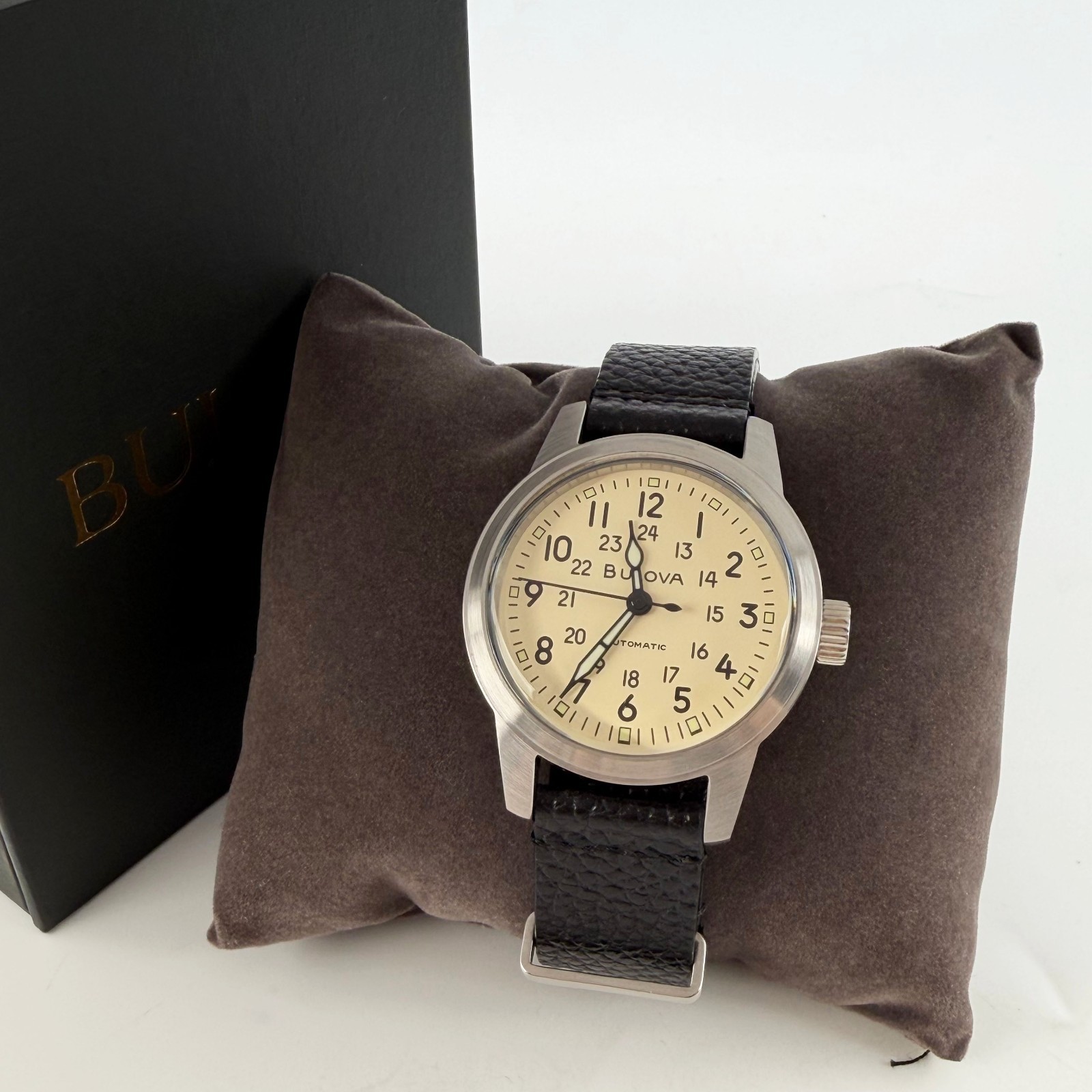 New Bulova Men’s Hack Automatic Watch Ivory Dial Leather Strap 96A246 38 mm