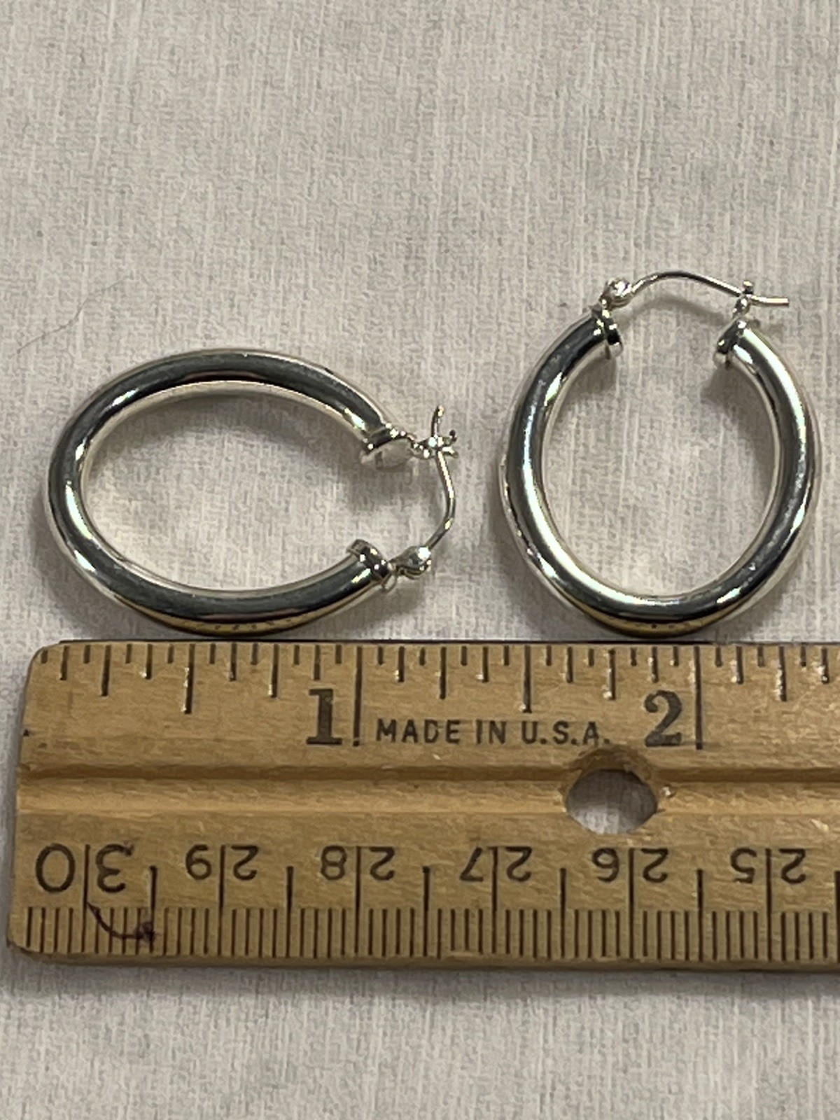 Sterling Silver Oval Puffed Hoop Earrings 1.25″ — 2942