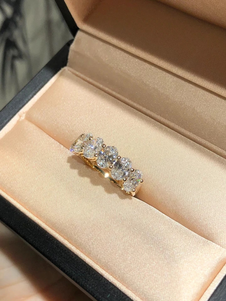 Engagement Diamond Band 1.5 Carat Oval Cut 14k Yellow Gold Lab Grown VVS E F CVD