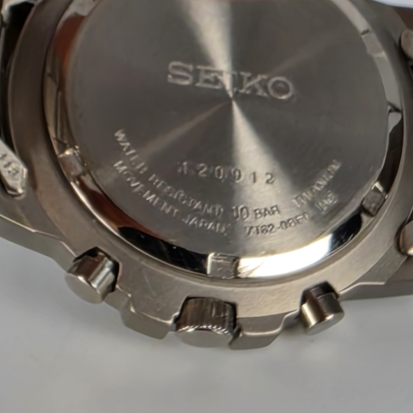 SEIKO CHRONOGRAPH TITANIUM MEN’S WATER RESISTAN 100 BLACK DIAL Quartz 39mm