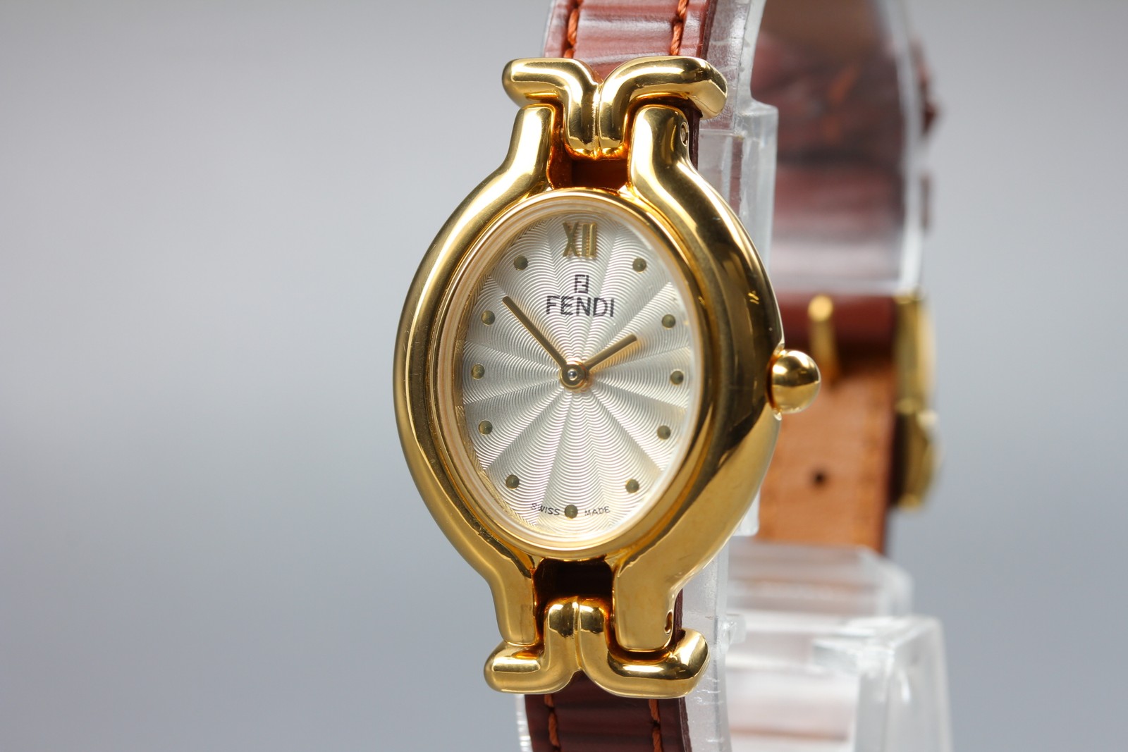 FENDI 640L 6 Colors Change Belt Gold Quartz Vintage Women’s Watch w/Box