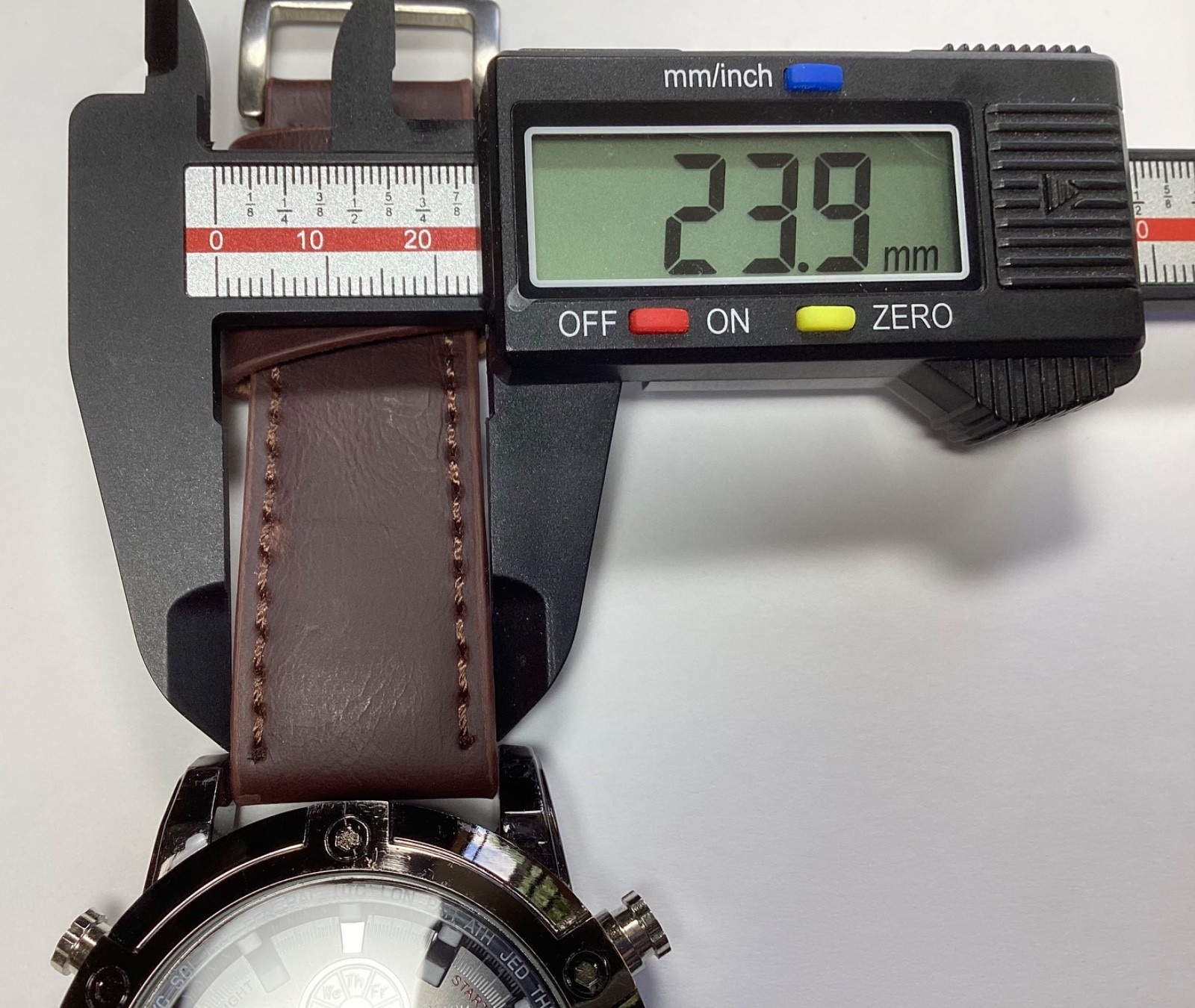 Xinew Mens Watch 50mm Analog Digital Subdials Day Date Alarm WR New Battery 8”