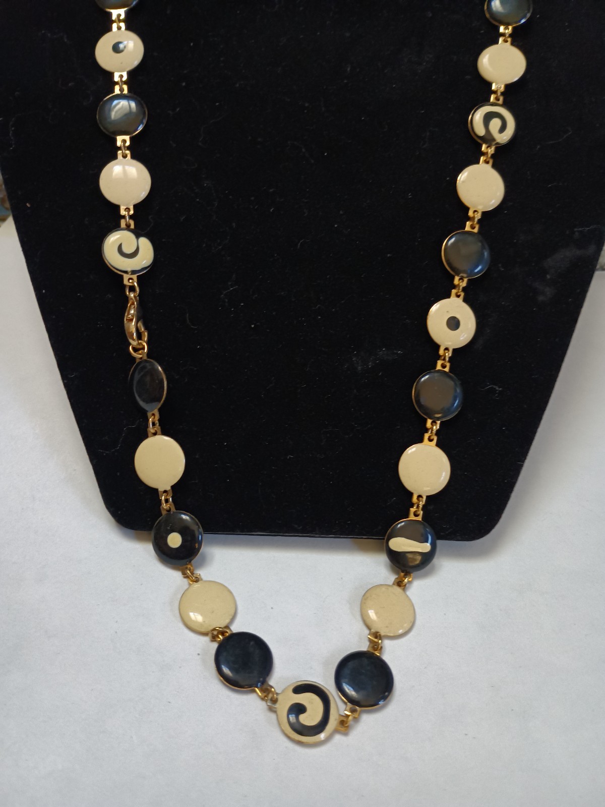 Premier Designs Pure Sophistication Black Cream Enamel Disc Statement Necklace 2