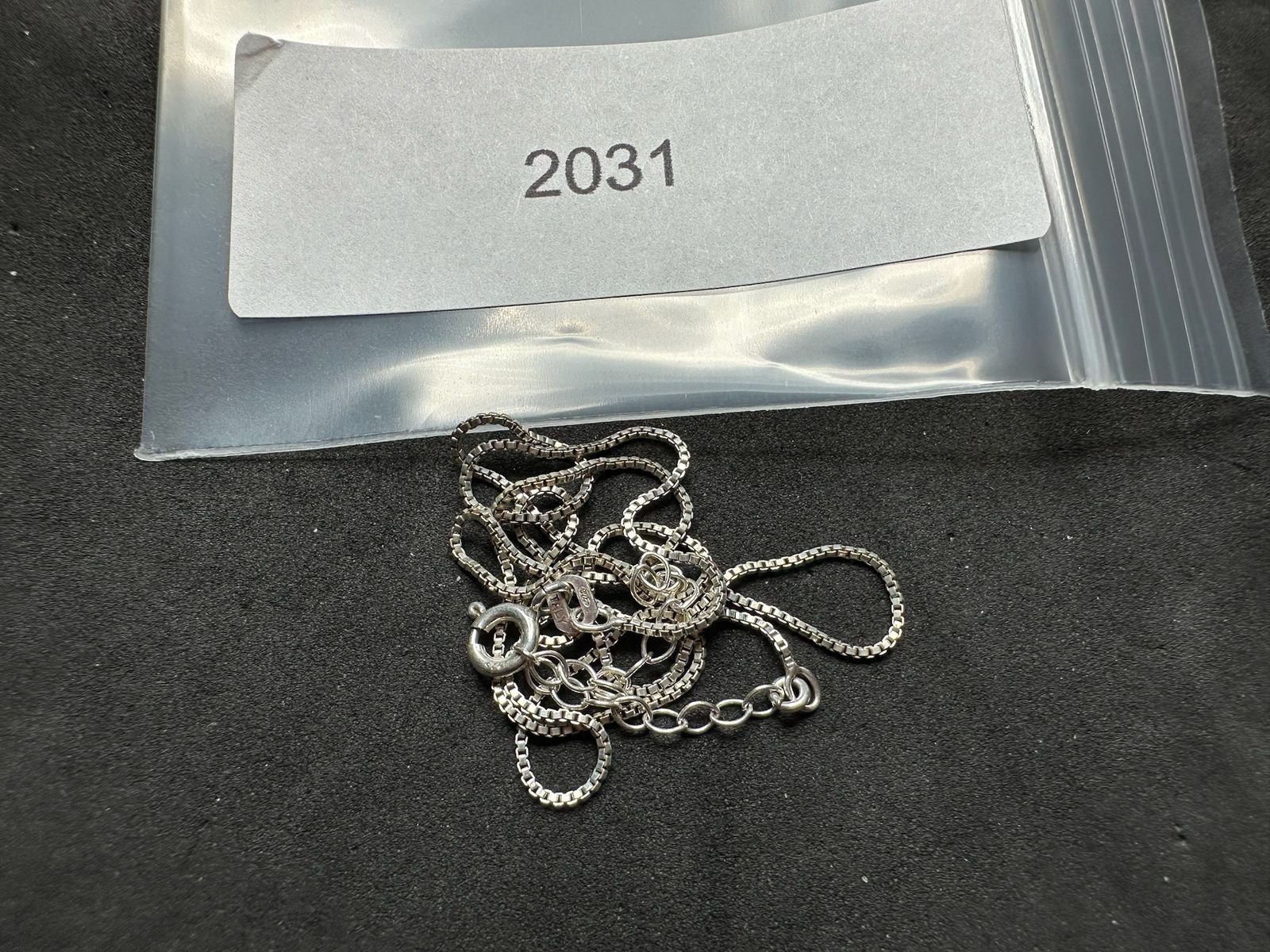 1.95g Vintage Sterling Silver 925 Box Chain Necklace Adjustable 18 in M