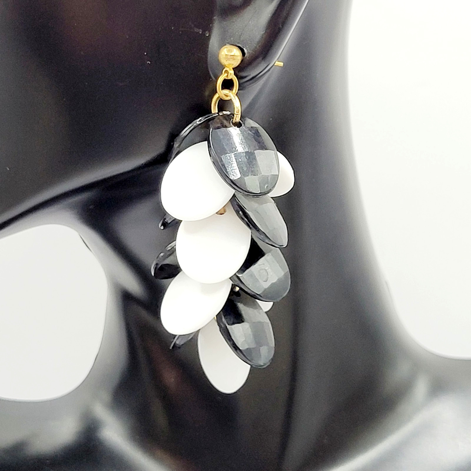 Black and White Flat Faceted Disc Dangle Long Cha Cha Style Vtg Pierced Earrings