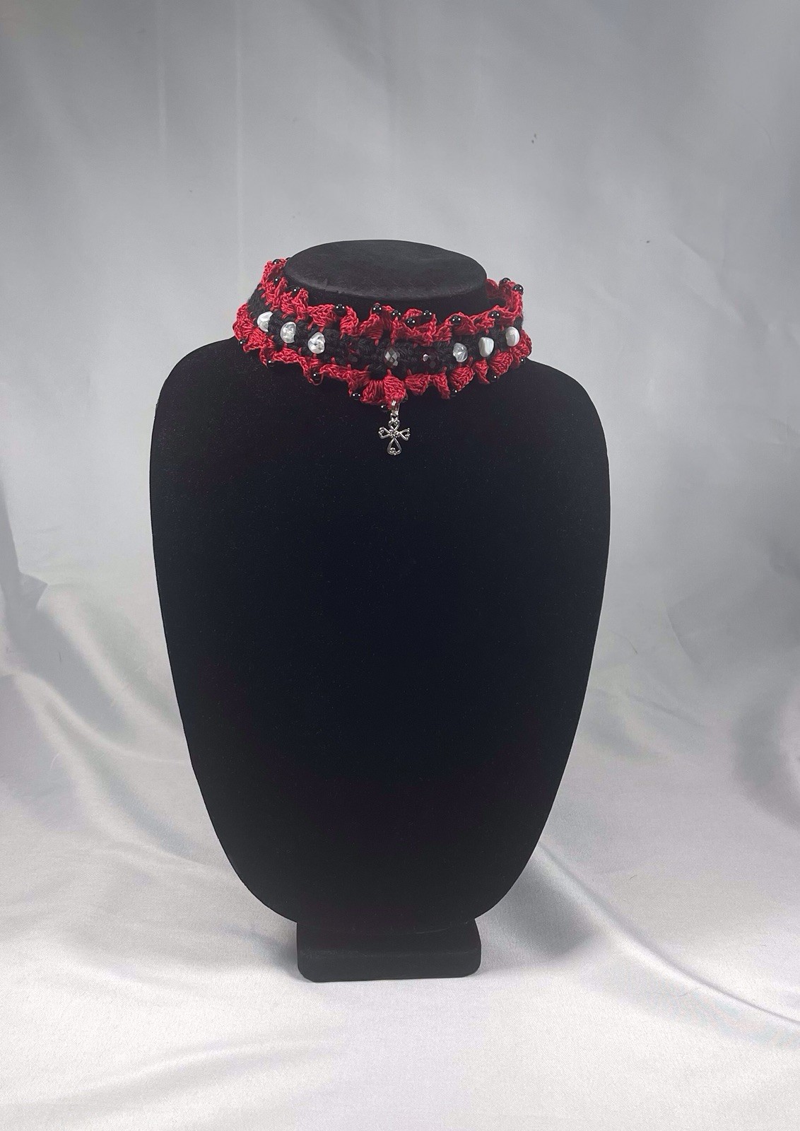 Vintage Handmade Goth Crochet Red & Black Choker Necklace by Odythia