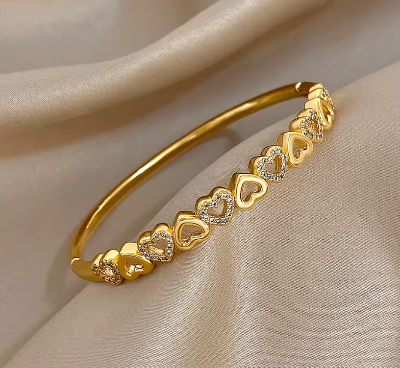 Gold Plated Zircon Heart Cuff Bracelet Copper Stackable Bangle for Women