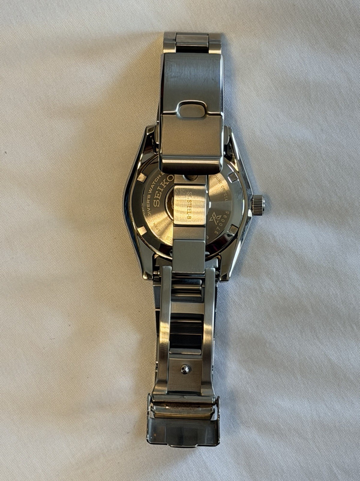 Seiko SPB143J1 40.5mm full set. Warranty/box and papers.