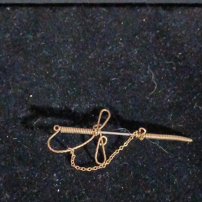 Men’s Gold Metal Tie Pin Stick Pin Tie Tack with Safety Chain