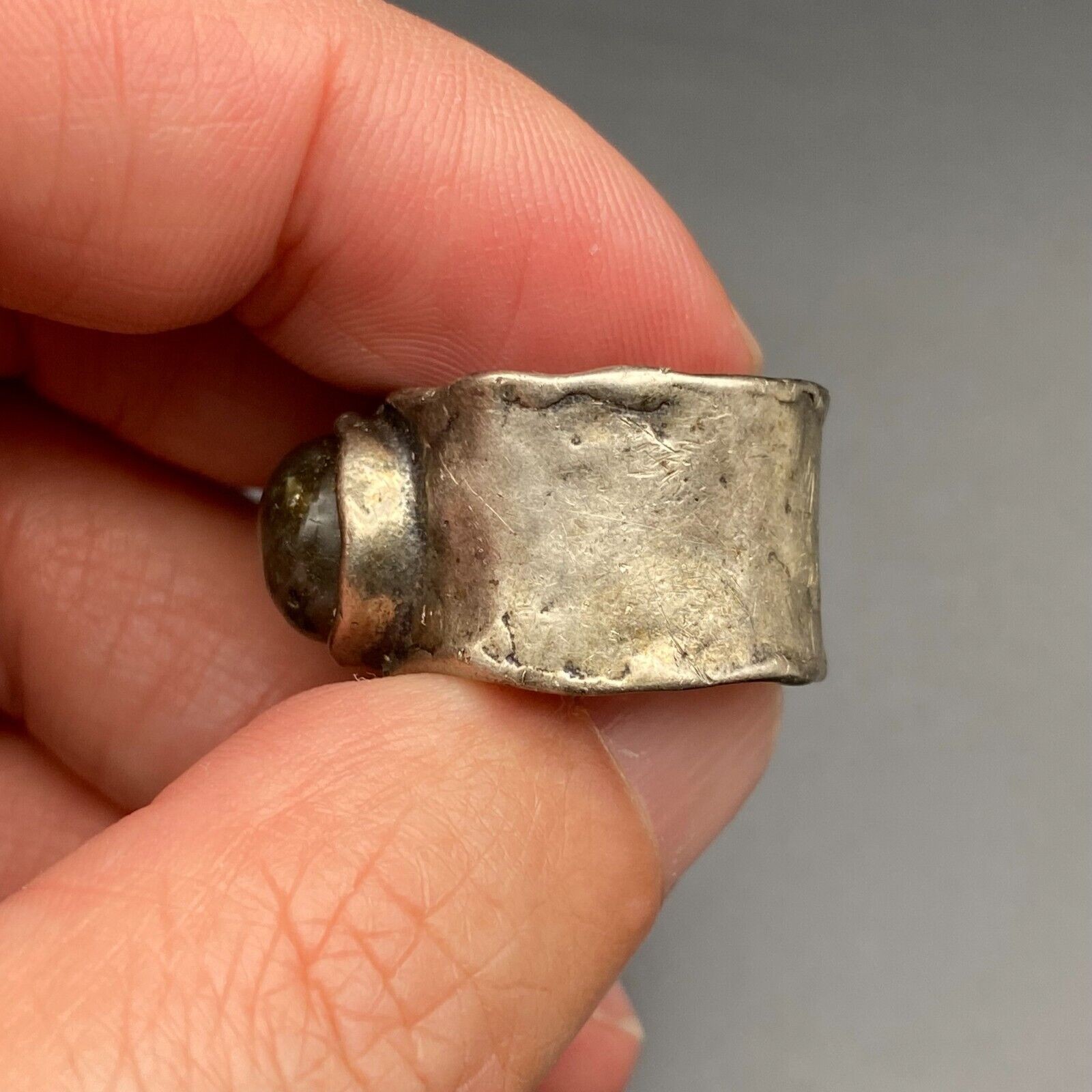 Vintage Israel Labradorite Sterling Silver Band Ring Size 7.5