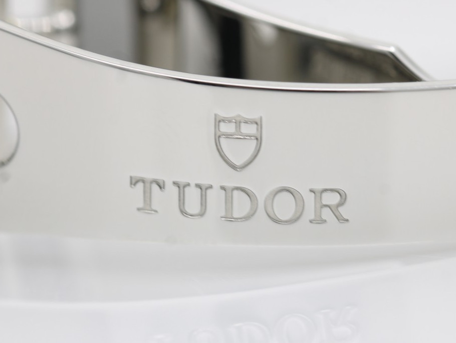 Tudor Glamour Day/Date 39mm Silver Diamond Dial Automatic Watch M56000