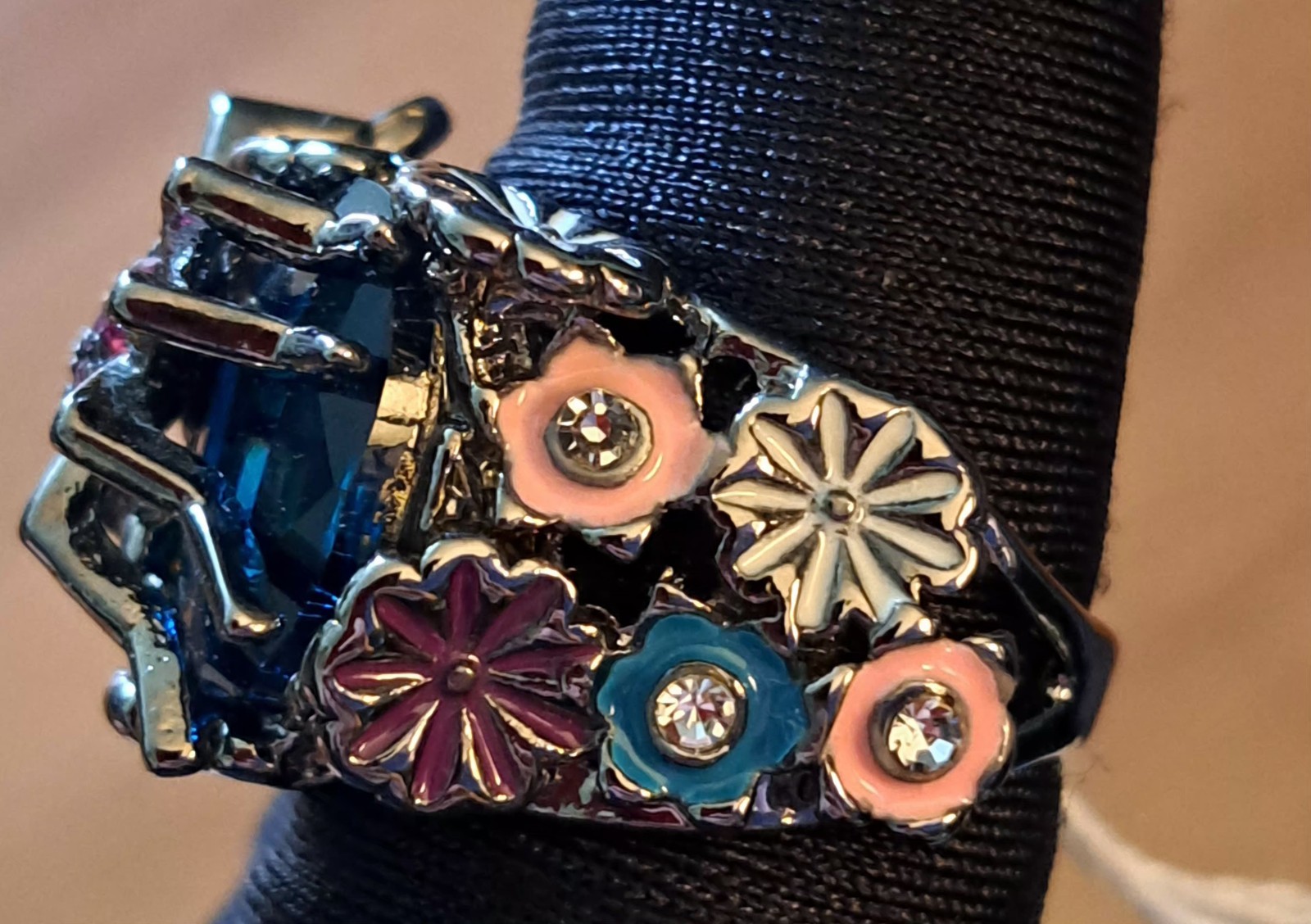 Women’s Spider Faux Blue Sapphire & CZ SIZE 7, 925 Silver Filled Ring