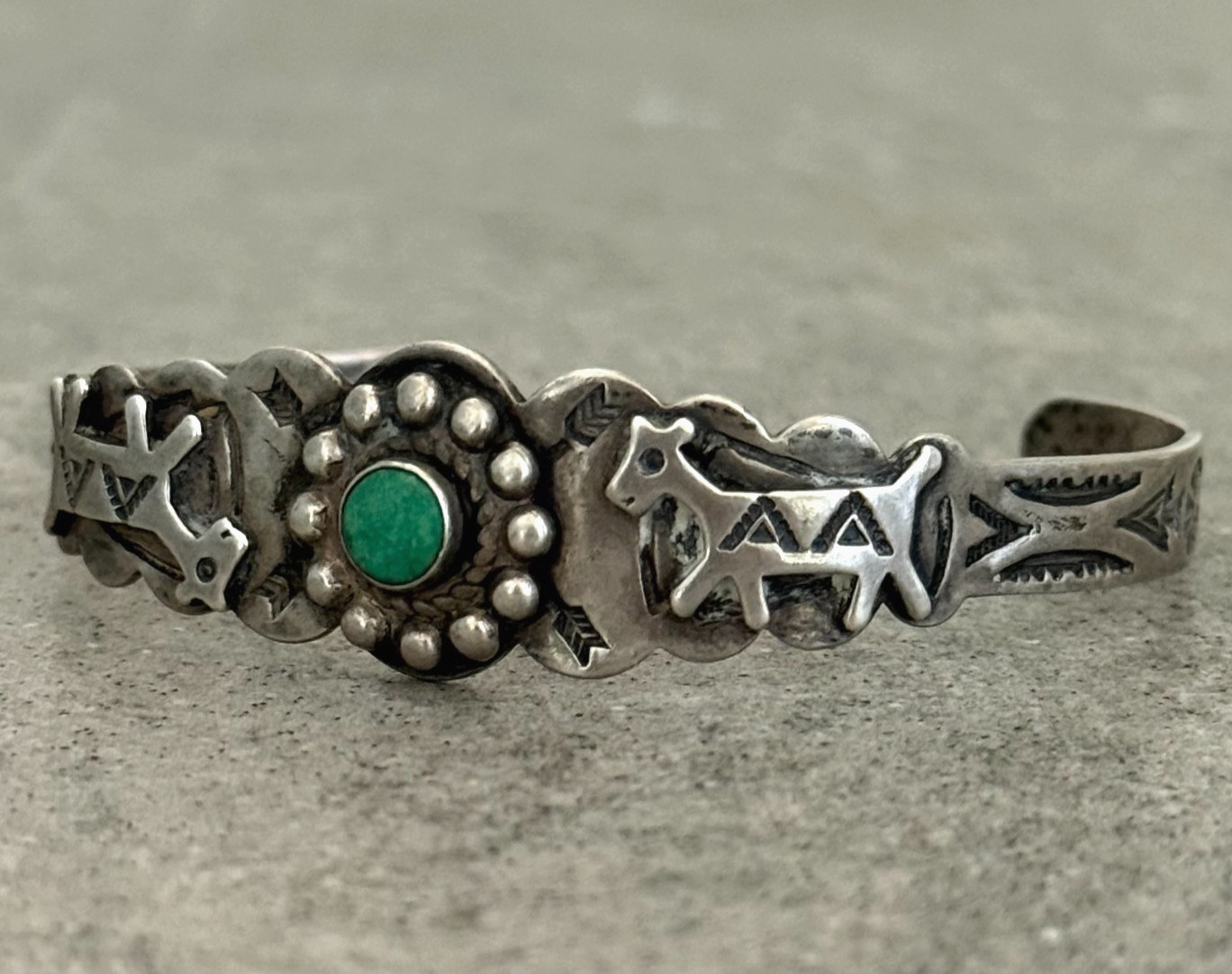 Vintage FRED HARVEY ERA Navajo Turquoise DOG HORSE Sterling Bracelet 6.7 in