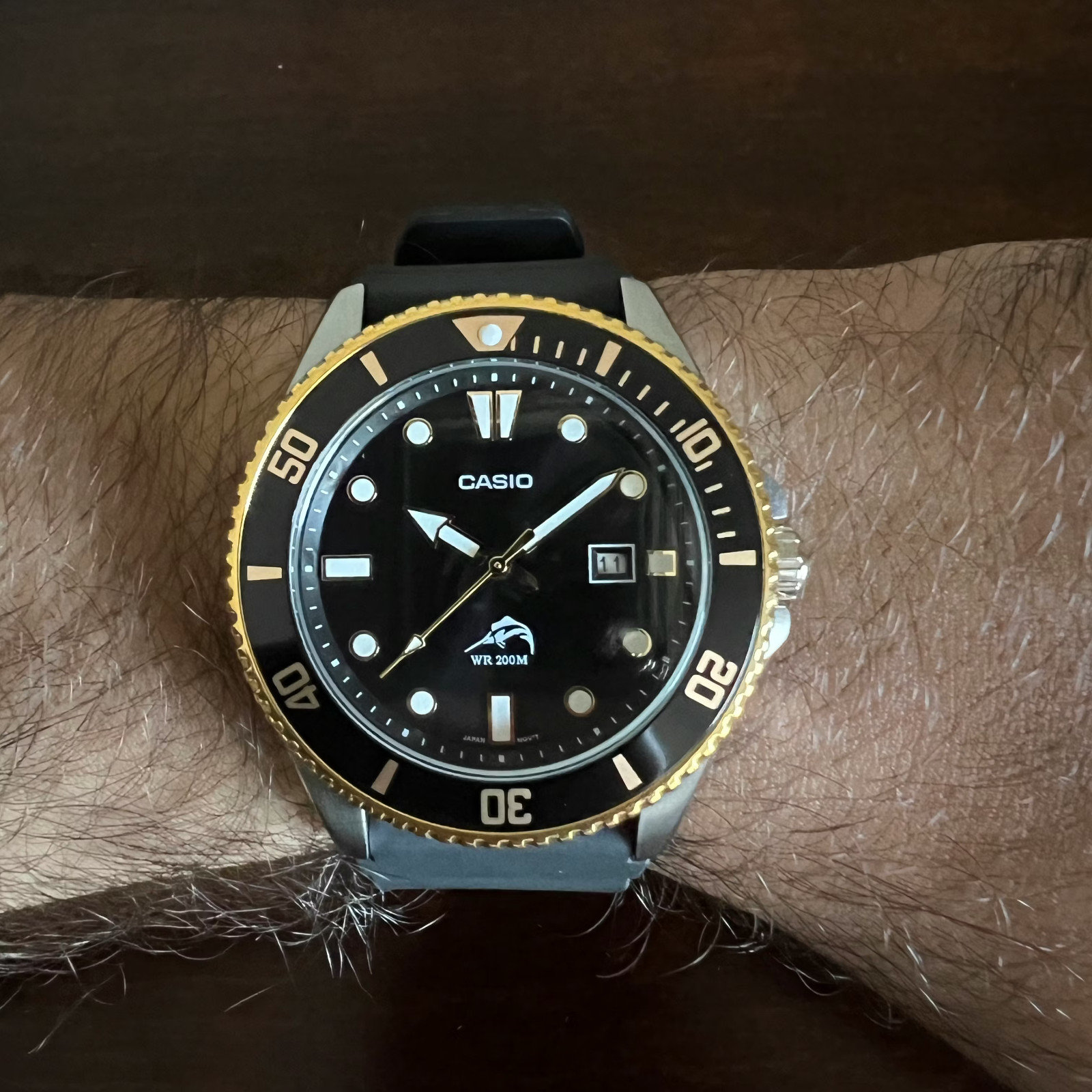 Casio MDV-106G-1AV Analog Black Gold Dive Watch 200M WR Date Bezel Mens