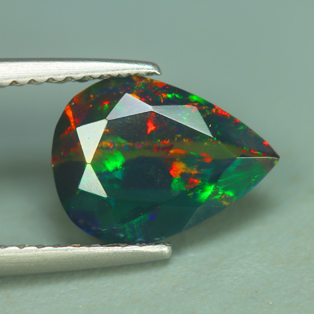 1.39 Cts_Awesome !! 100 % Natural Multi-Color 3D Flash Solid Black Opal