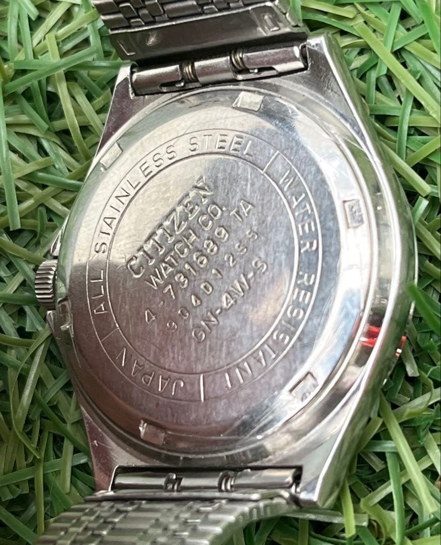 Citizen Vintage Round Stainless Quartz Mens Watch, 37.5mm, Wrist 19cm/7.5in
