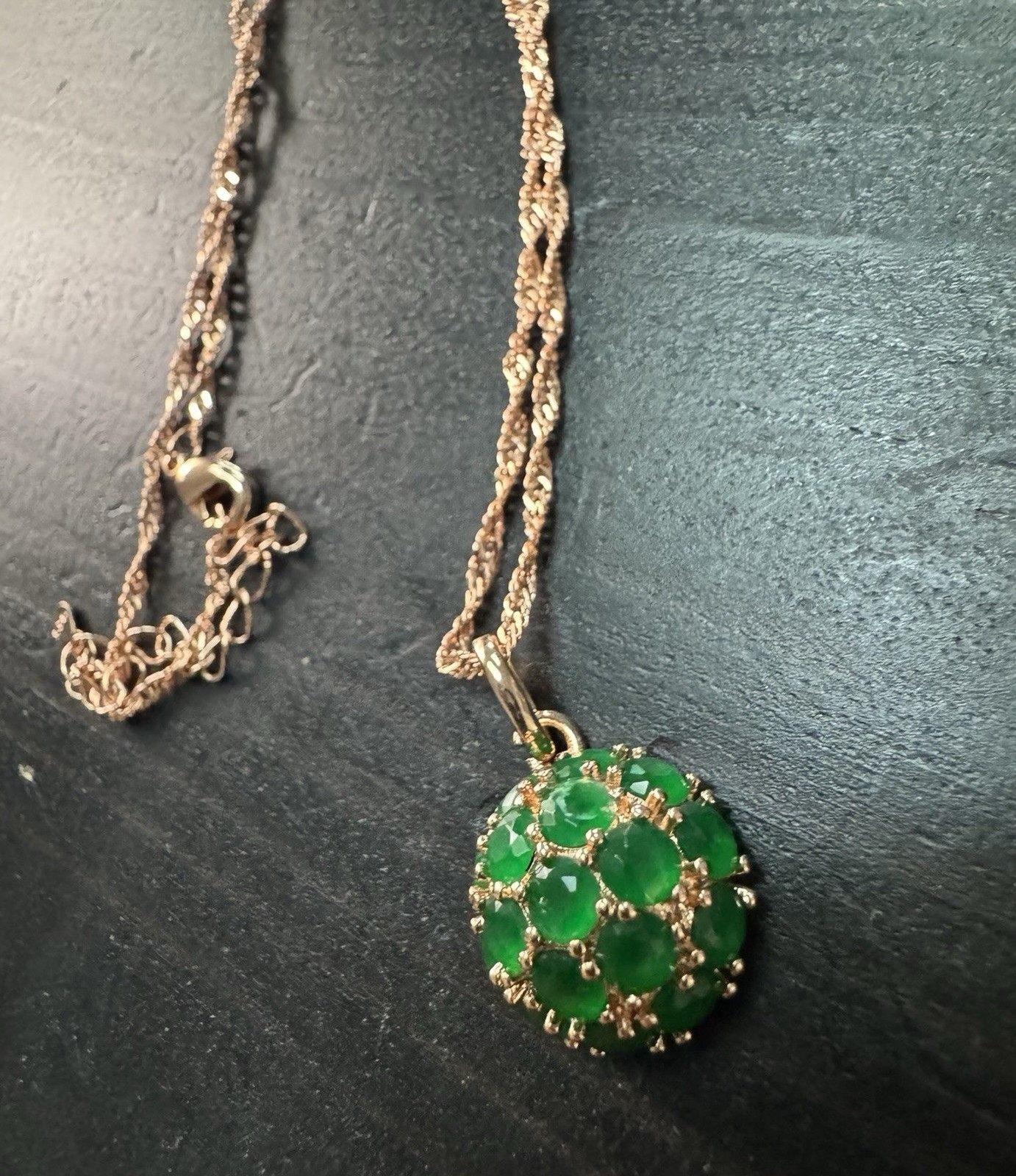 585 14K RG Stamped Rolled Gold Cluster Green Emerald Pendant 19” Necklace Chain