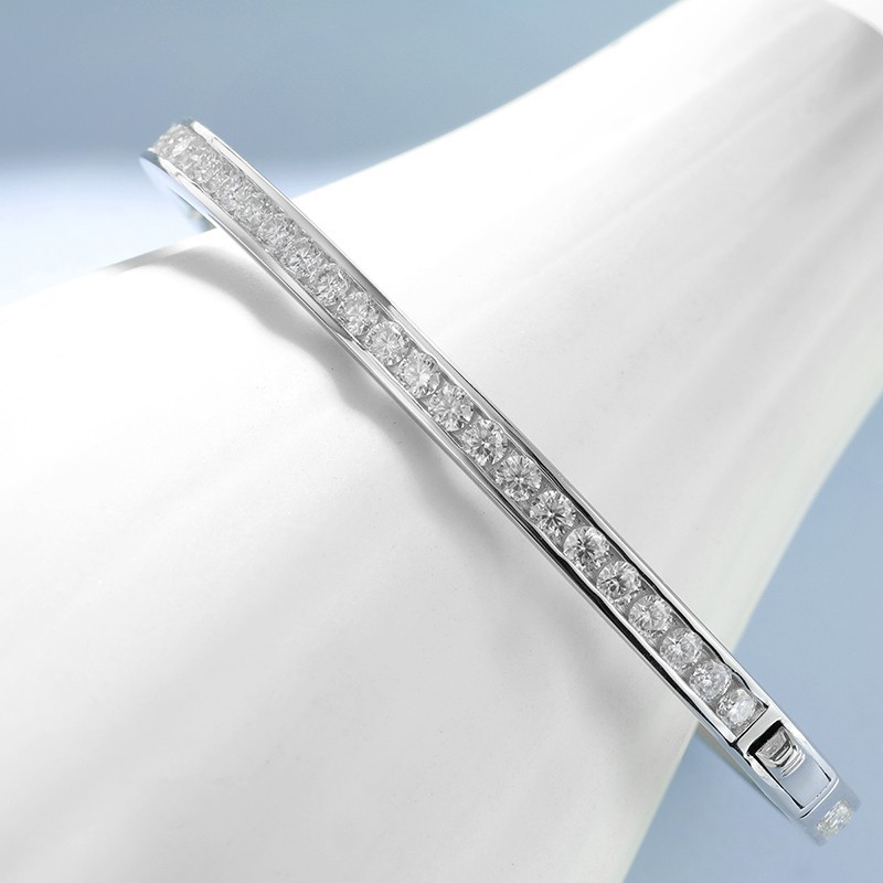 Full 2.5mm D/VVS1 Real Moissanite Bangle Bracelet Women’s 18K White Gold Plated