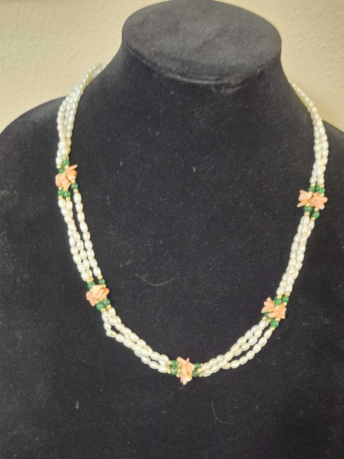 Rice Pearl 3 Strand Necklace 22” Coral Green Goldtone Push Lock Clasp Vintage
