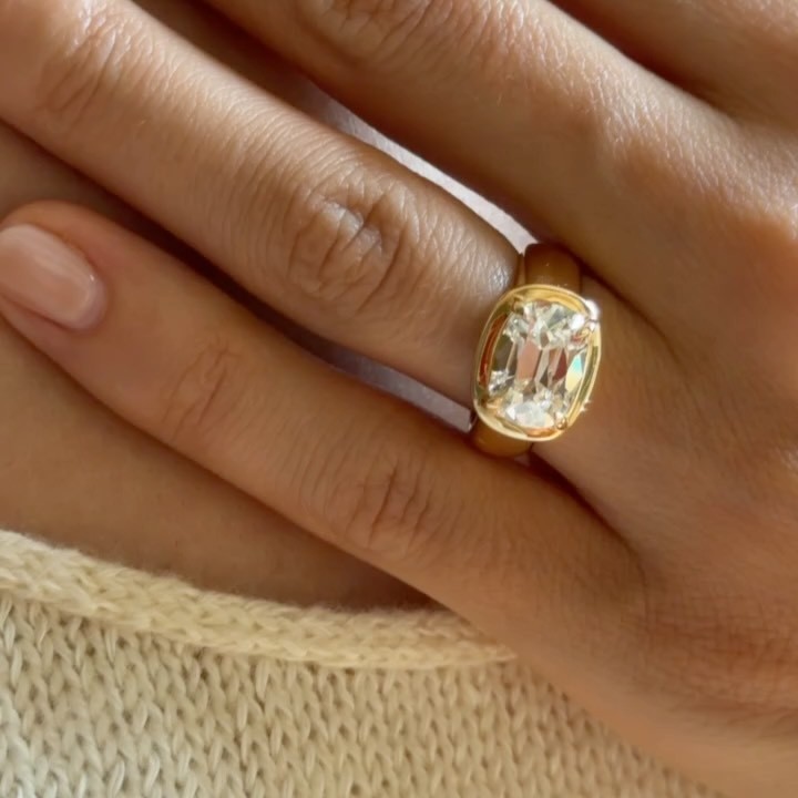3.59 Ct Oval Cut Diamond Bezel Solitaire Engagement Ring Solid 18K Yellow Gold