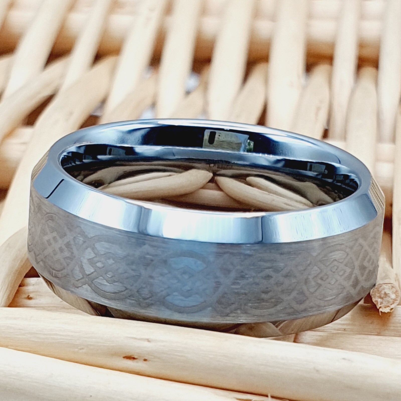 Silver Celtic Knot Inlay Ring High Polished Tungsten Anniversary & Promise Band