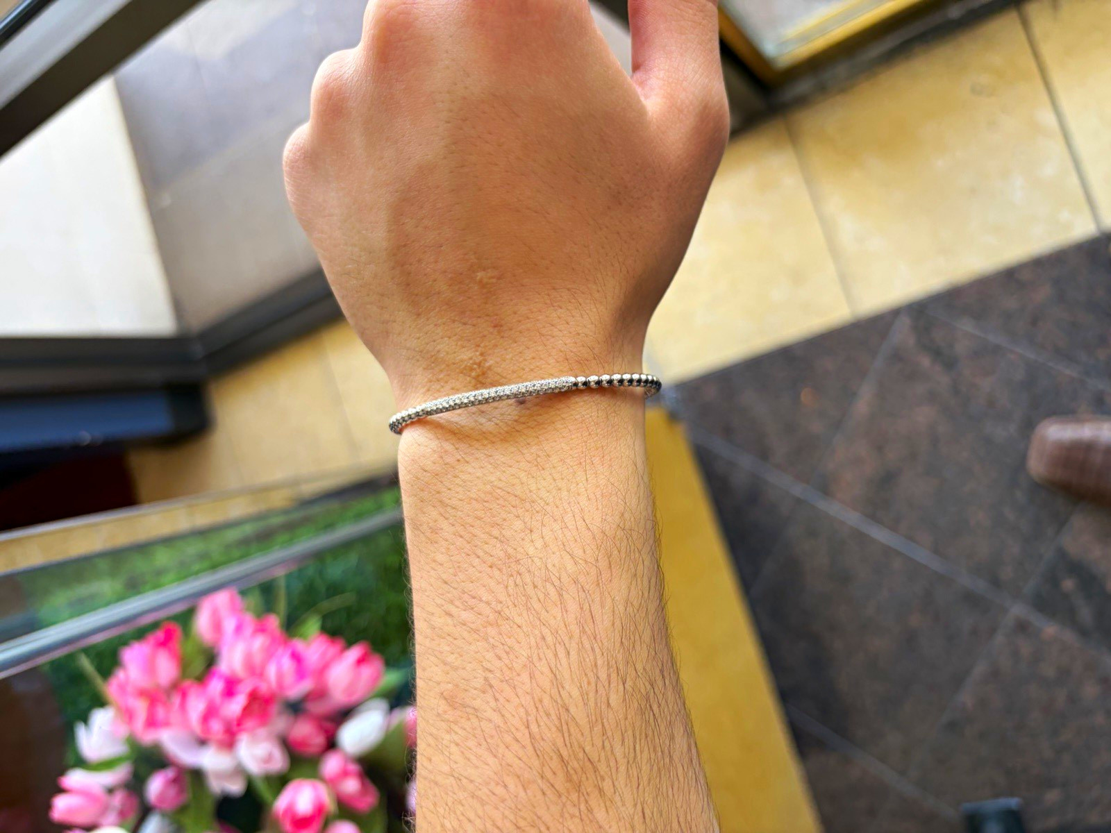 18k White Gold Cuff Bracelet That can open wide! GORGEOUS and HEAVY