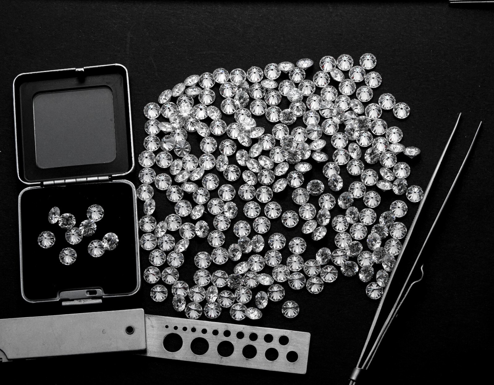 VVS1/D LAB Grown Diamond CVD Loose Diamond Round Cut 0.90MM Polished 250 Pcs 1ct