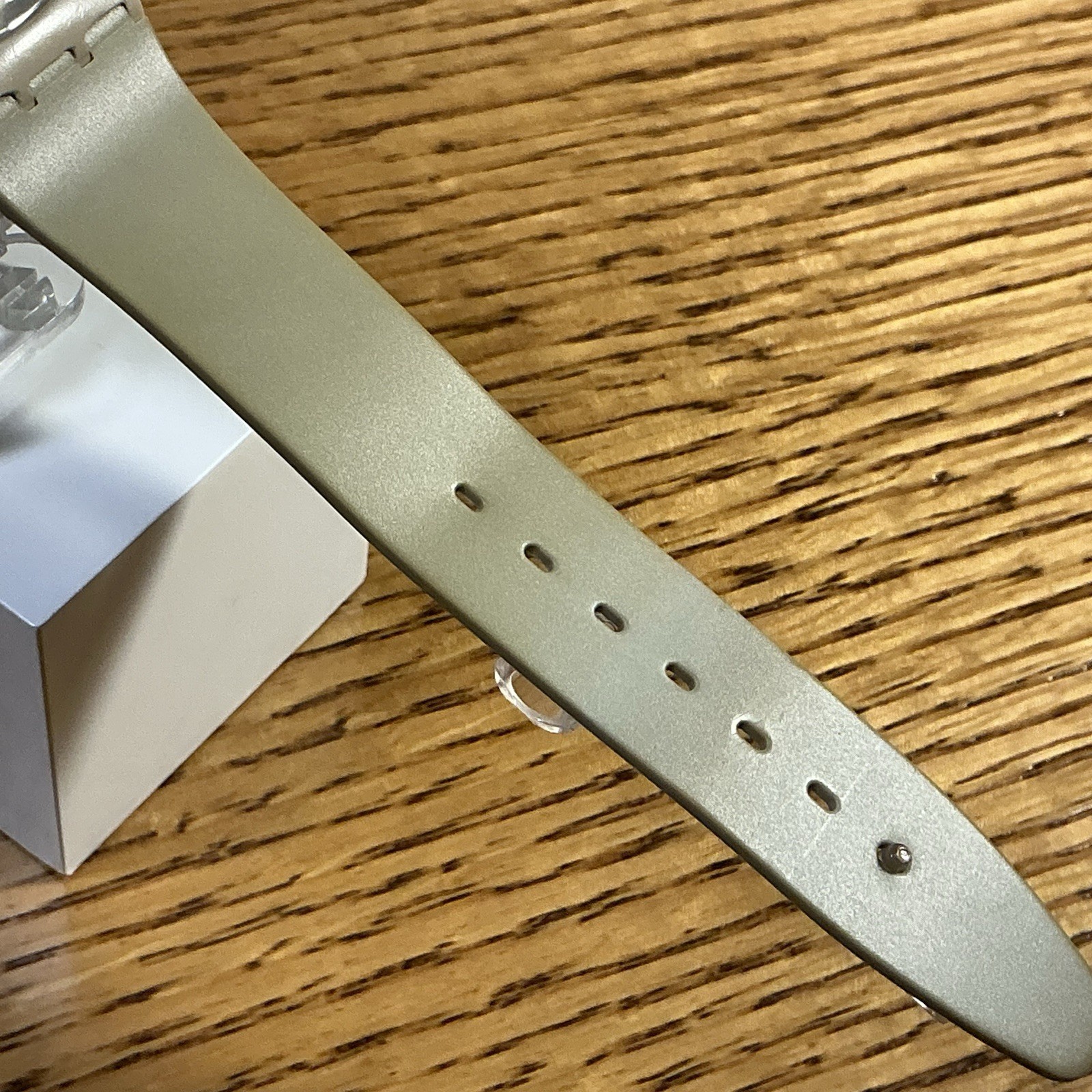 GT702 – 1983 – TAN – FIRST YEAR OF SWATCH – 34mm