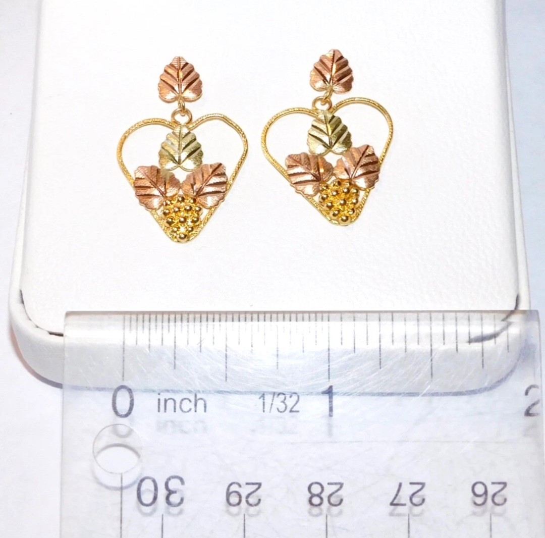 Black Hills Gold 10k Heart Leaves Drop Earrings