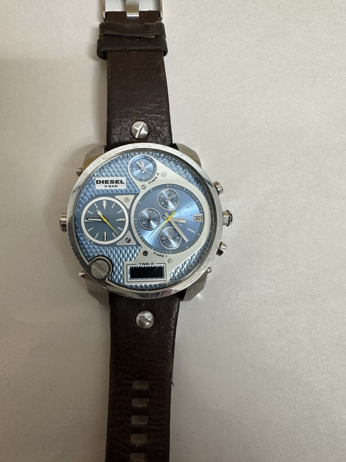 DIESEL DZ-7322 Mr. Daddy 3 Bar Chronograph Blue Dial Men’s Watch (NEEDS BATTERY)