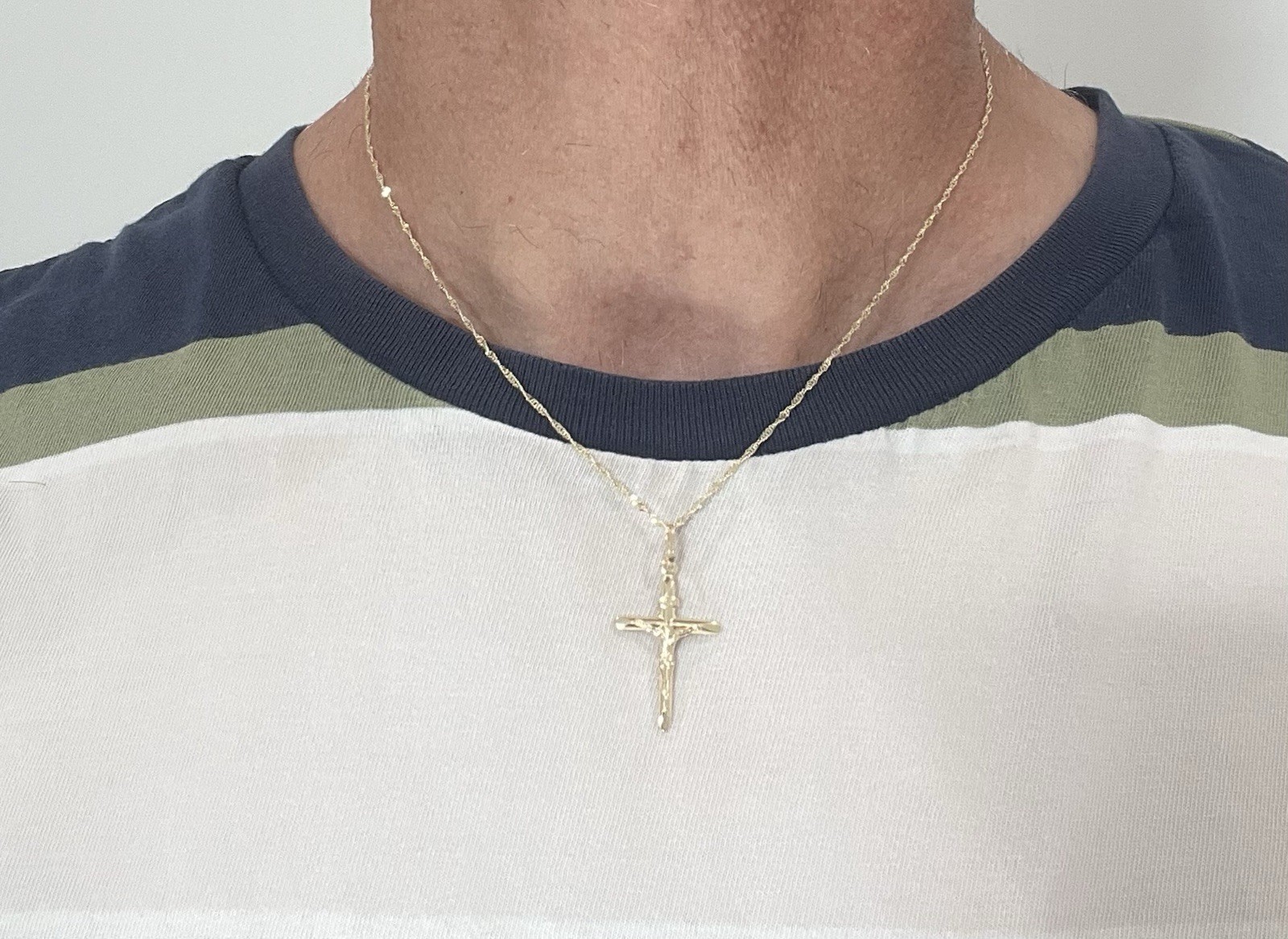 14k Solid Yellow Gold Crucifix Religious Cross INRI Pendant Necklace 18×26 mm