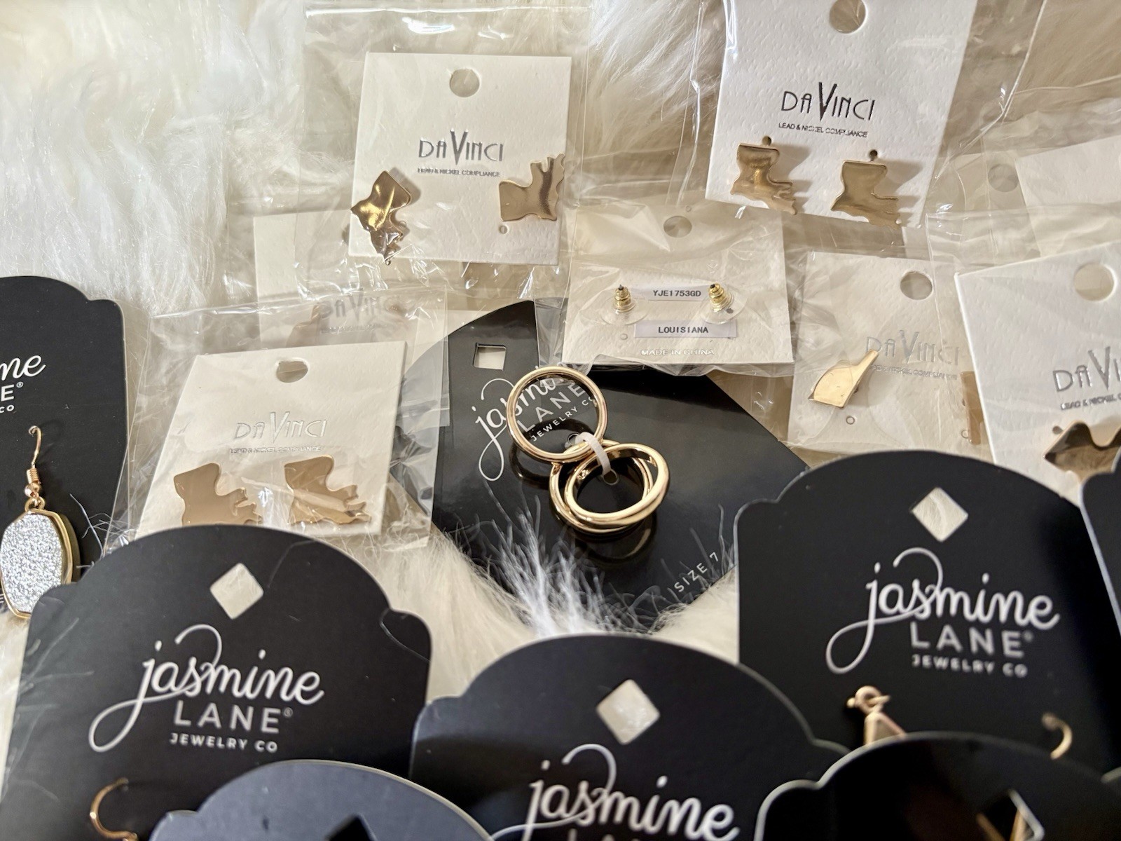 Large Earrings & Rings Lot 34 Pieces Fashion Costume Jewelry Mixed Styles New