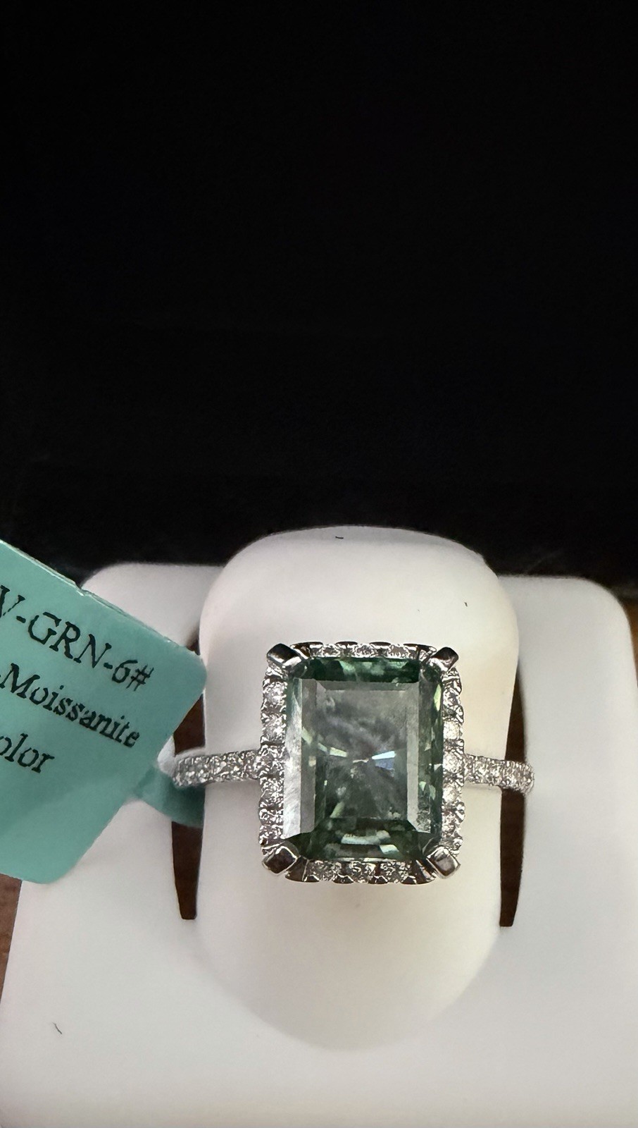 Stamped 925 Sterling Silver Moissanite Green Emerald Prong Halo Ring Size 7