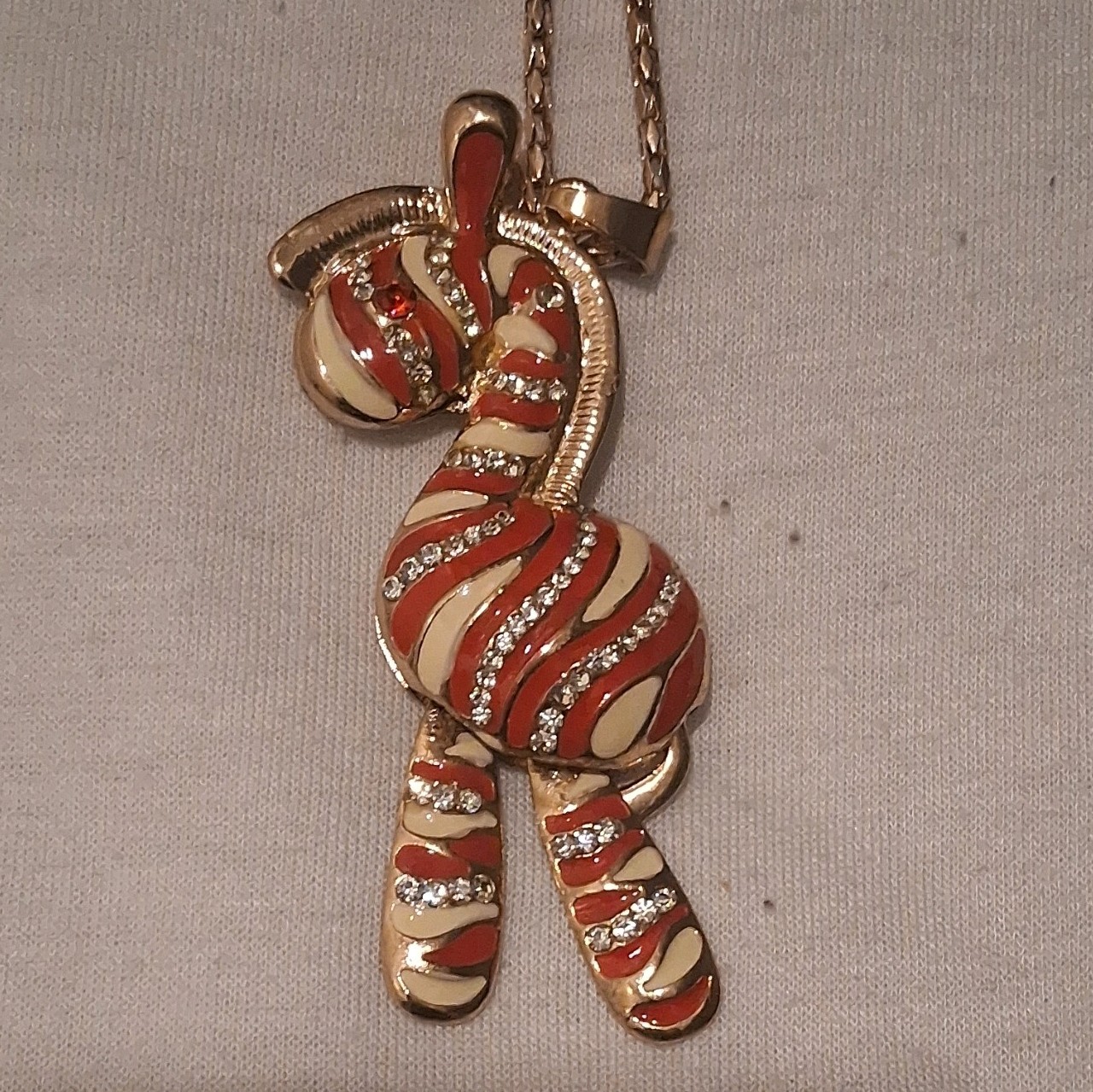 Betsey Johnson Gold Tone Red White Enamel Snake Charm Pendant Necklace Clear