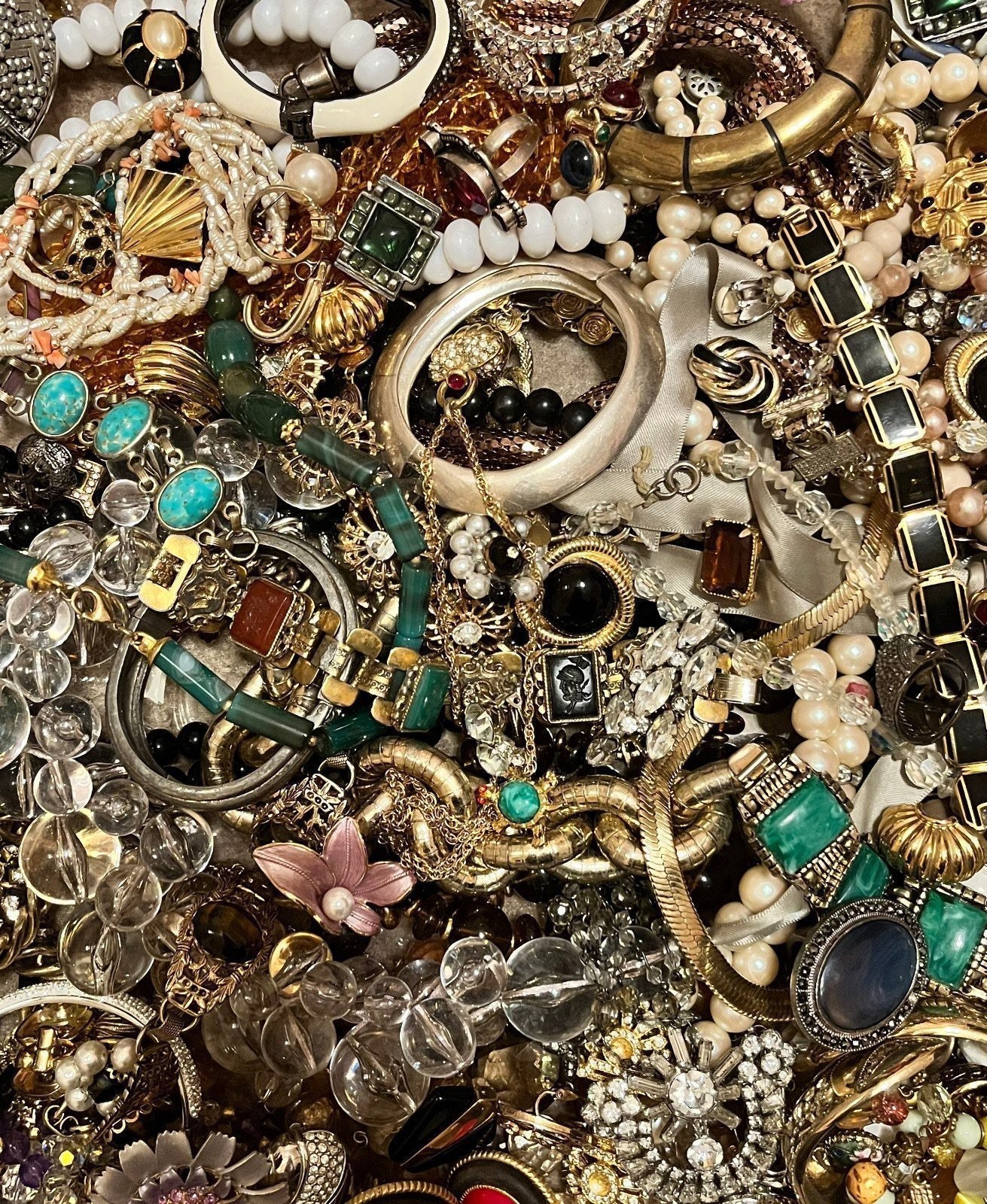 1 Pound Unsorted Tangled Jewelry Vintage Modern Wear Junk Mystery Treasure Hunt!