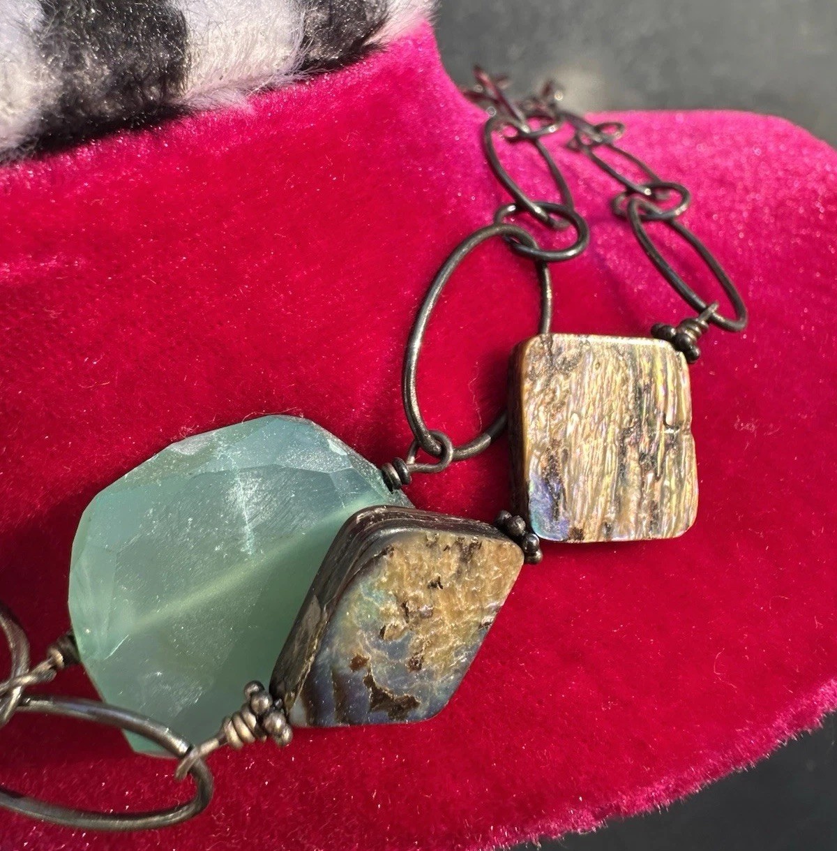 Boho Vintage Style Aqua Color Faux Stone & Abalone Shell Statement Necklace 21”