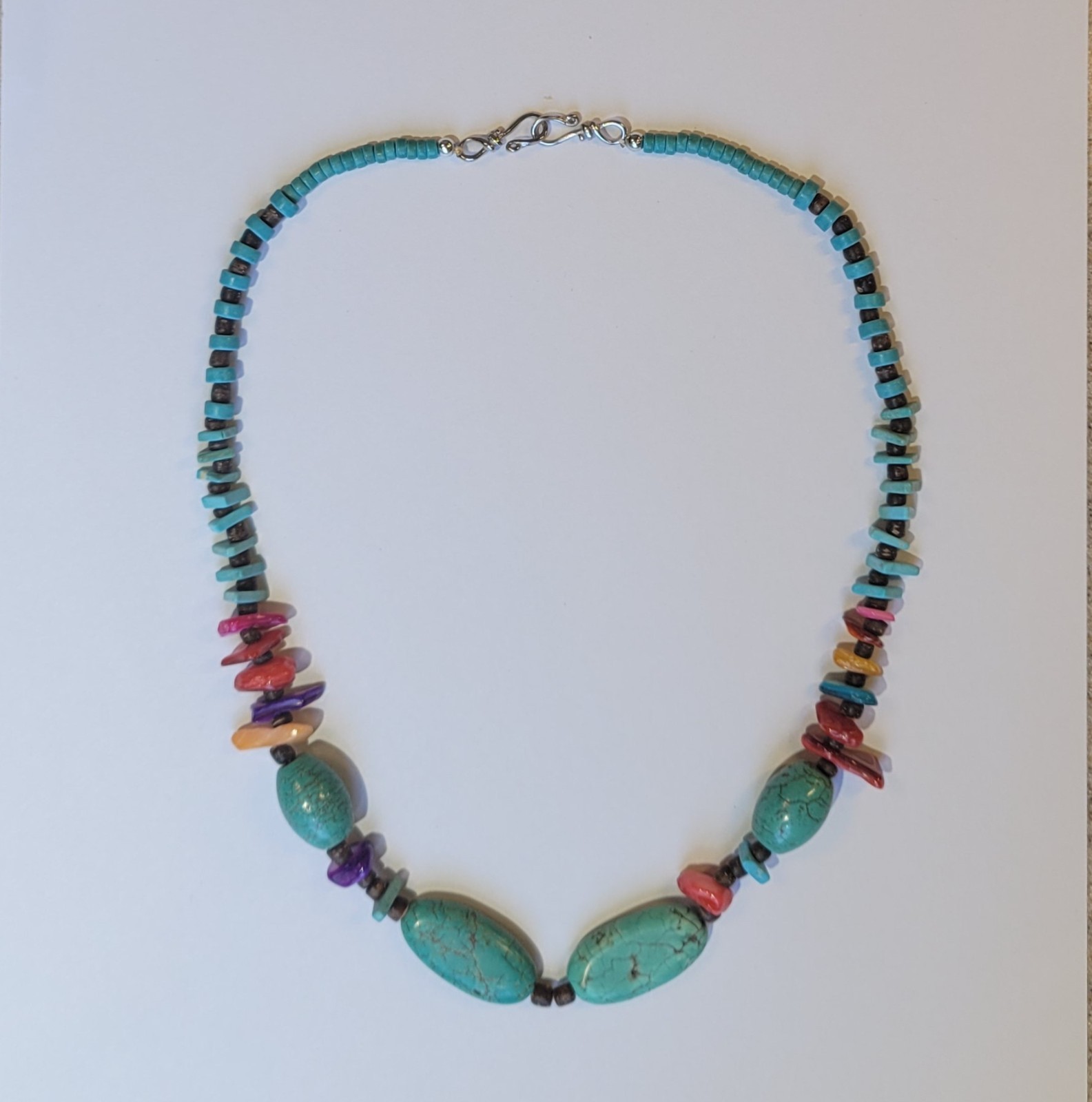 Southwestern 18in Necklace Blue Block Turquoise And Shell With Hook Clasp